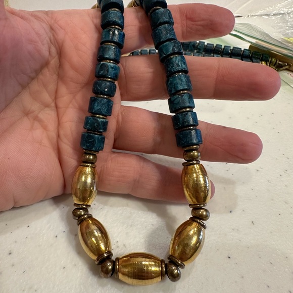 Gorgeous Blue- Green Gemstone Necklace w/ antique gold beads- Apatite tube beads - Picture 7 of 11